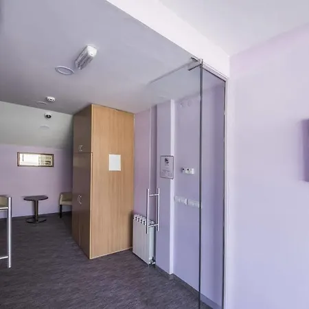 Hotel Prestige